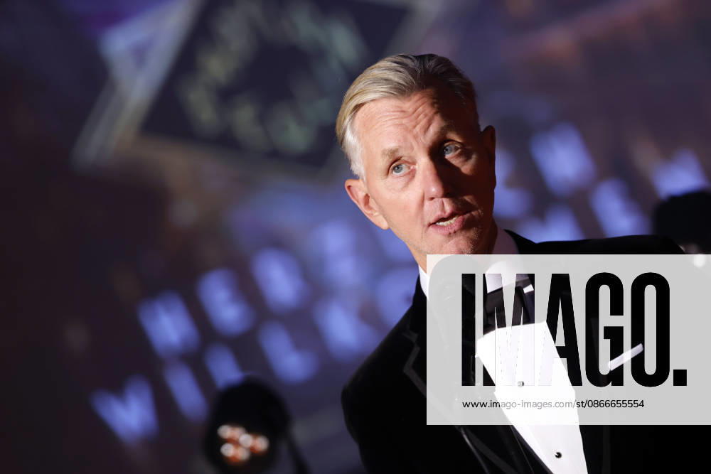 Singer Max Raabe at the North Rhine-Westphalia premiere of the fifth and final season of the TV series *Babylon Berlin* at the open-air cinema in Cologne s Rheinauhafen, September 11, 2026, North Rhine-Westphalia, Germany