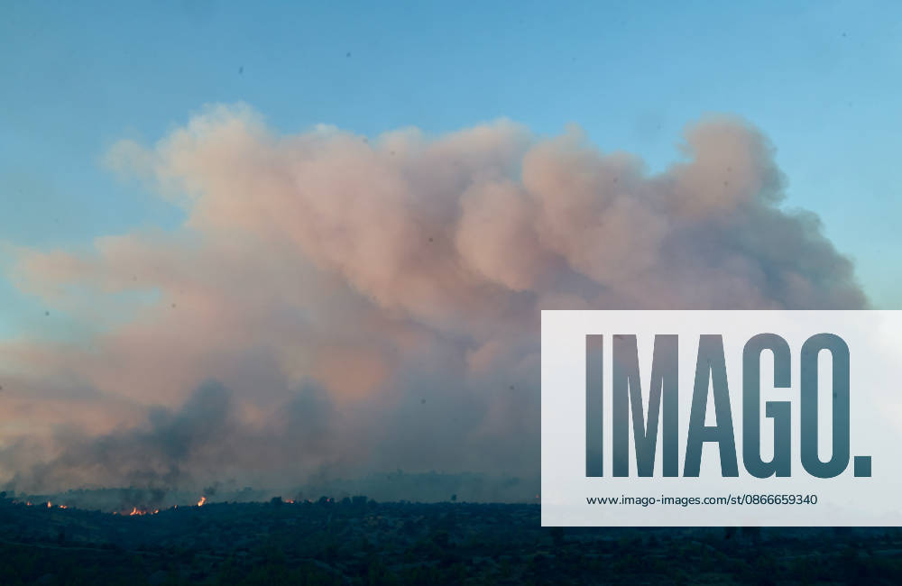 Croatia Island Wildfire Smoke rises from a wildfire near city Milna at Island Brac, Croatia on September 12, 2026. IvoxCagalj PIXSELL