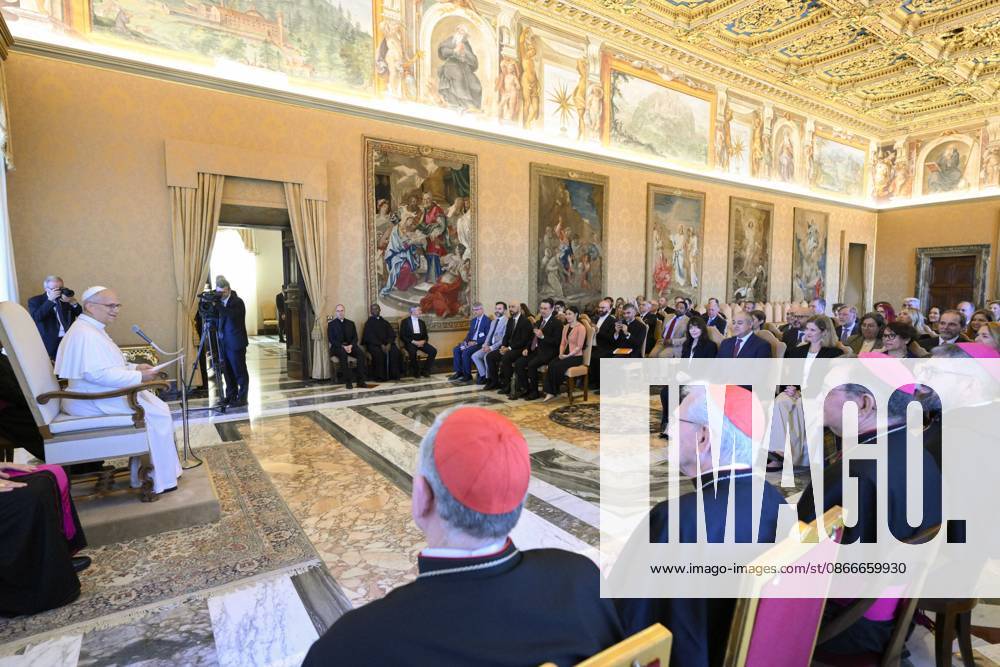 PRIVATE AUDIENCE Italy,Rome, Vatican, 2026 9 12 Pope Leo XVI receives in a private audience participants in the Fratelli tutti: North-South Social Dialogue meeting at the Vatican - NO BOOKS