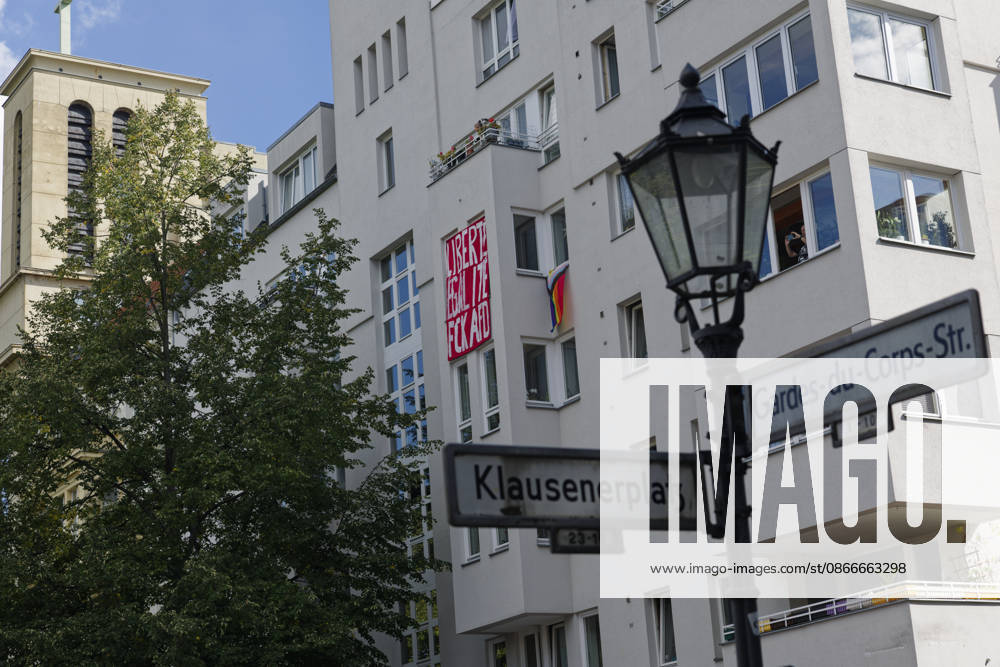 Neighborhood Protests Against AfD Campaign Rally September 12, 2026, Germany, Berlin Residents of the neighborhood around Klausenerplatz in Berlin s Charlottenburg district are protesting an AfD campaign rally