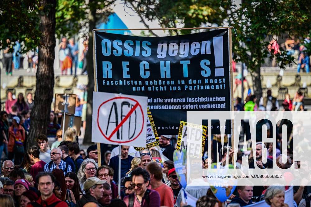 Demonstration for Social Cohesion in Berlin ** FOR ** **People gather for the closing rally of a demonstration for social cohesion at the Red City Hall in front of the TV Tower. Under the slogan Time for a Change, seven demonstration marches wound their way through th