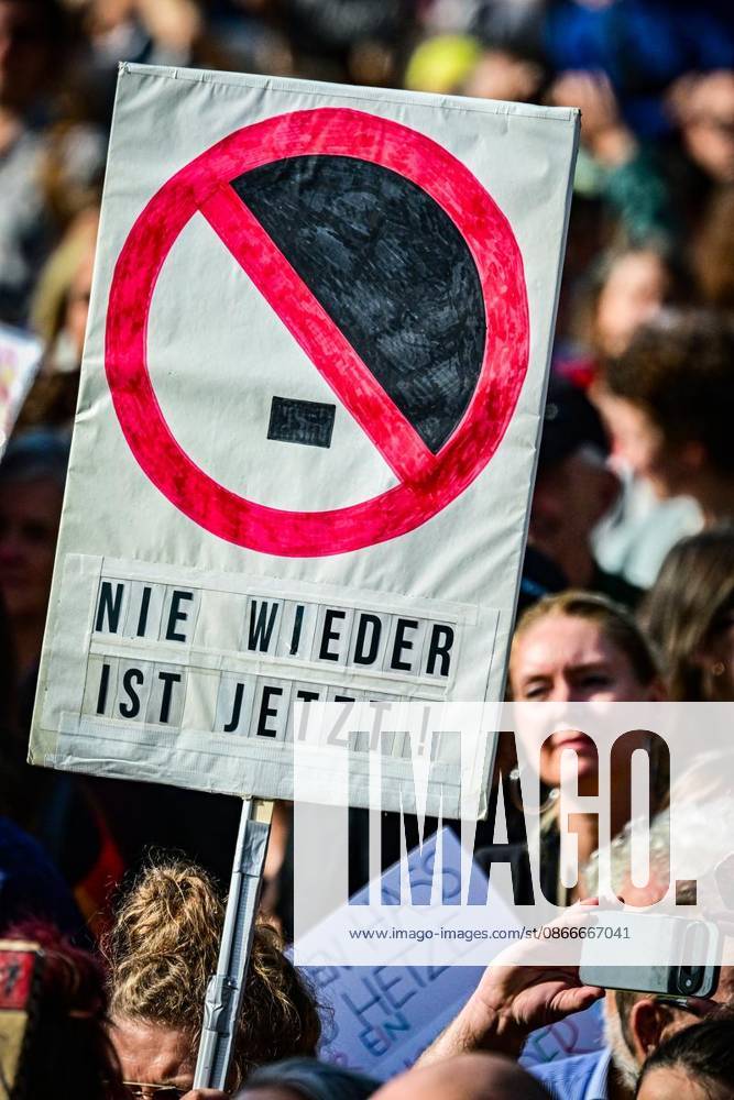 Demonstration for Social Cohesion in Berlin ** ** ** People gather for the closing rally of a demonstration for social cohesion at the Red City Hall in front of the TV Tower. Under the slogan Time for a Change, seven protest marches wound thei
