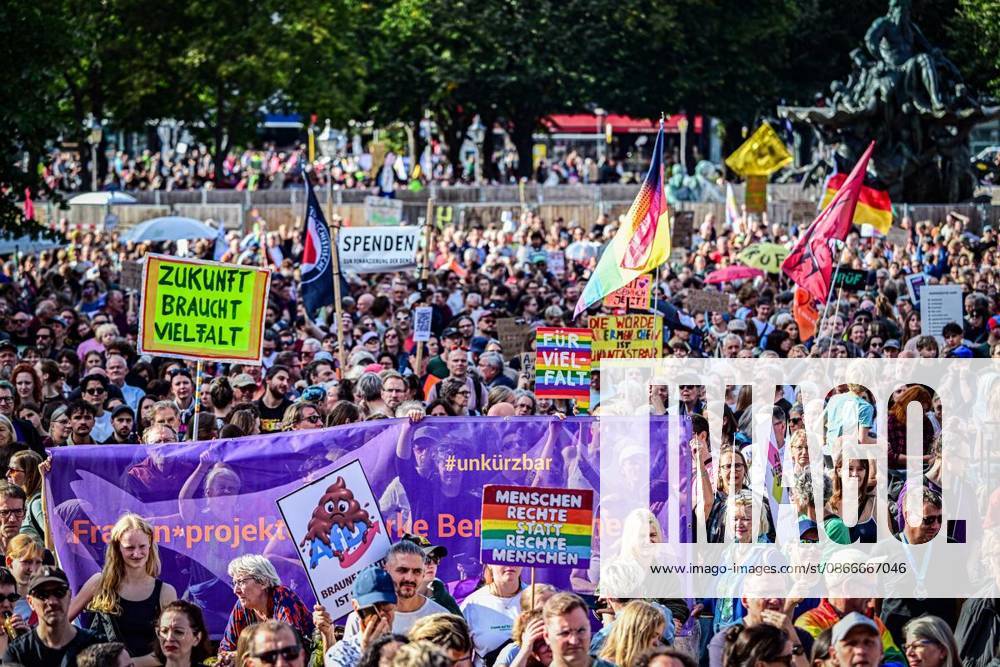 Demonstration for Social Cohesion in Berlin ** ** ** People gather for the closing rally of a demonstration for social cohesion at the Red City Hall in front of the TV Tower. Under the slogan Time for a Change, seven protest marches wound thei