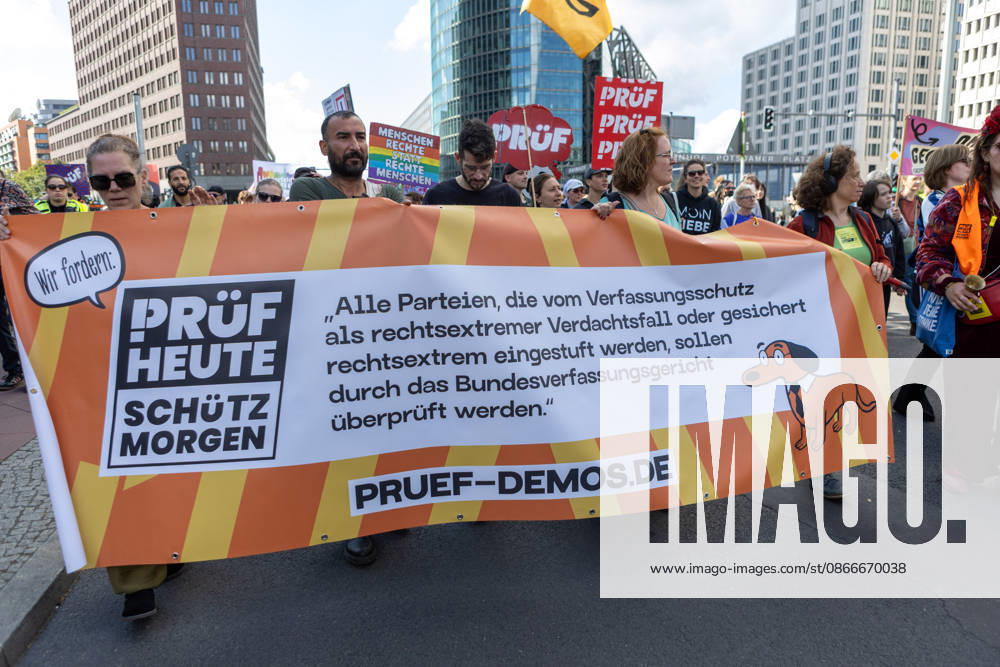 People attend a demonstration against the far-right Alternative for Germany (AfD) party in Berlin, Germany, September 12, 2026. According to police estimates, between 10,000 and 15,000 people took part in the demonstration, held in the aftermath of the AfDÃ¢â‚¬â ¢s strong result in the Saxony-Anhalt state elections and one week ahead of BerlinÃ¢â‚¬â ¢s state elections on September 20. Berlin Germany - ZUMAc291 20260912_zip_c291_002