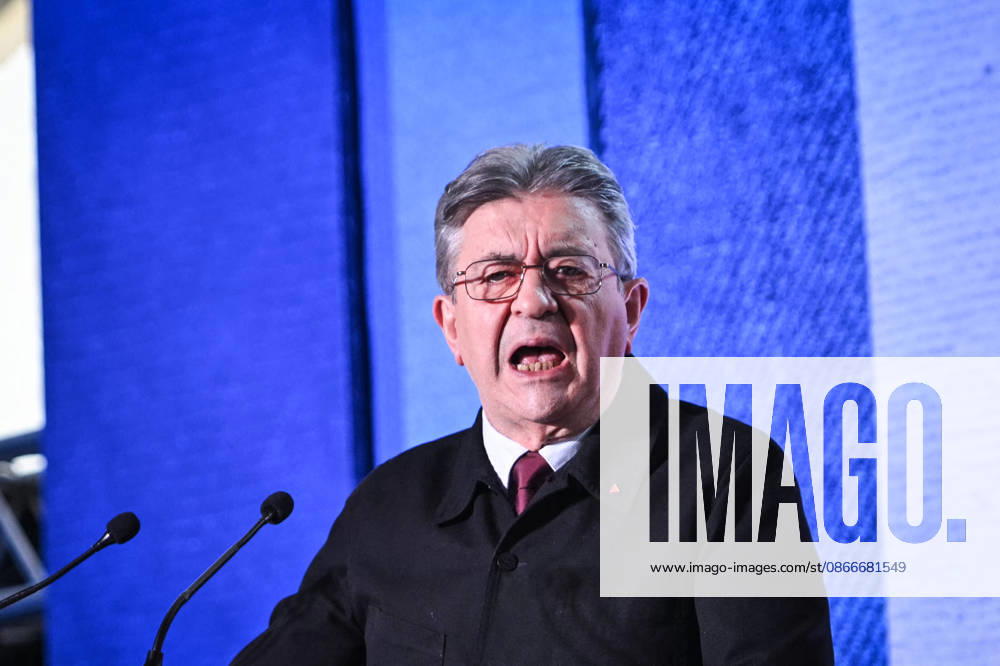 Fete de Humanite near Paris FA Founder of French leftist party La France Insoumise (LFI) Jean-Luc Melenchon delivers a speech as part of the annual Fete de l Humanite festival organised by the Communist newspaper L Humanite, in Le Plessis-Pate, south of Paris, on September 12, 2026. Photo by Firas Abdullah ABACAPRESS.COM Paris Ile-de-France France