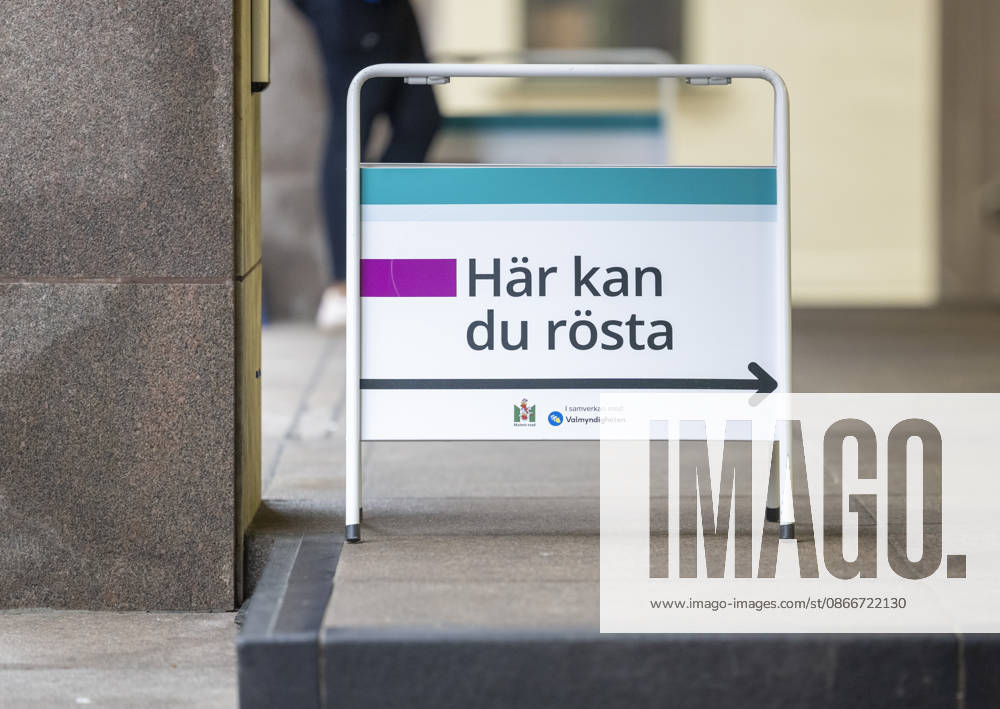 Signs point the way as voting begins at the polling place at City Hall in Malmö on Election Day, September 13, 2026. MALMÖ, SWEDEN