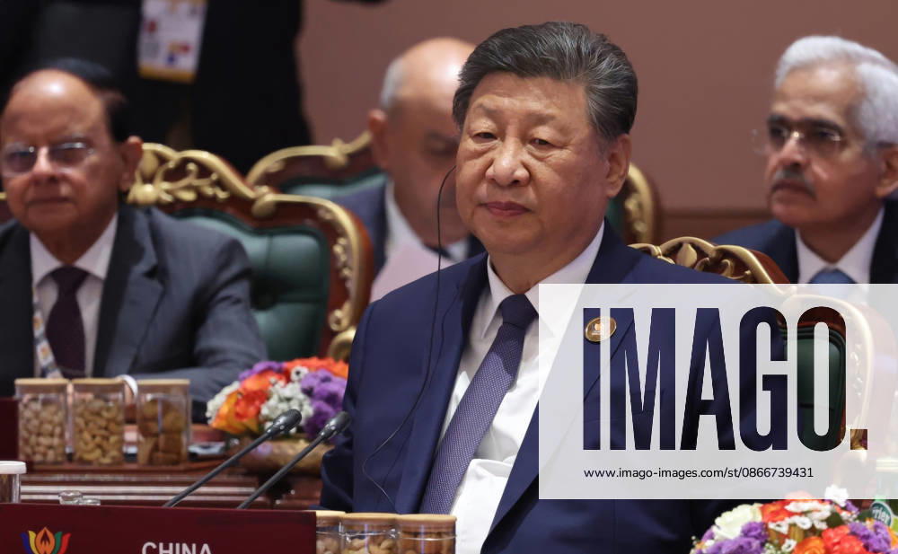 Chinese President Xi Jinping listens during the expanded session of the BRICS summit at Bharat Mandapam, September 12, 2026 in New Delhi, India. The second day of meeting included non-member leaders and international organizations. New Delhi India - ZUMAp138 20260913_zaa_p138_034