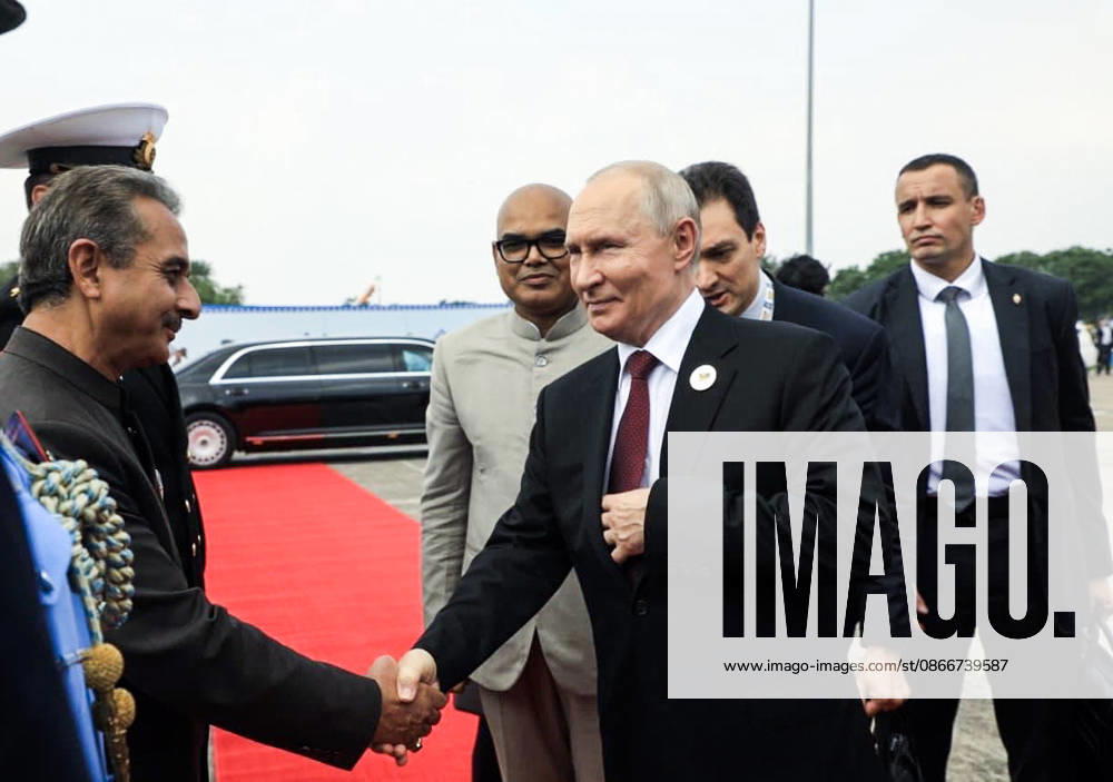 Vladimir Putin concludes his visit to India for the BRICS Summit New Delhi, Sep 13 (ANI): MoS External Affairs Kirti Vardhan Singh sees off Russian President Vladimir Putin at Delhi airport following his visit to India for the BRICS Summit, in New Delhi on Sunday. (@KVSinghMPGonda X ANI Photo) NEW DELHI Delhi India