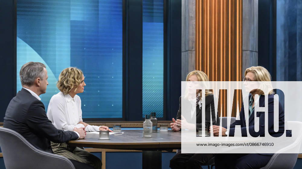 Pictured, from left: Nikolaus Blome, Head of the Politics and Society Department, RTL ntv; Caren Miosga; Karin Prien, Federal Minister of Education, Family, Senior Citizens, Women, and Youth, CDU; Anke Rehlinger, Minister-President of Saarland, SPD, GER, Berlin, studio, guest on Caren Miosga’s show, political talk show, TV