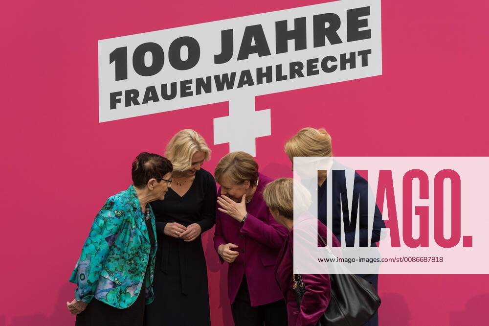 Rita S ssmuth CDU Manuela Schwesig SPD Federal Chancellor Angela Merkel of the Christian Democra