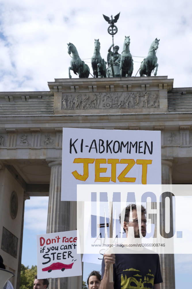 On Tuesday, September 15, 2026, activists held a demonstration in front of the Brandenburg Gate to draw attention to the risks posed by artificial intelligence (AI). The Super AI: No, Thank You
