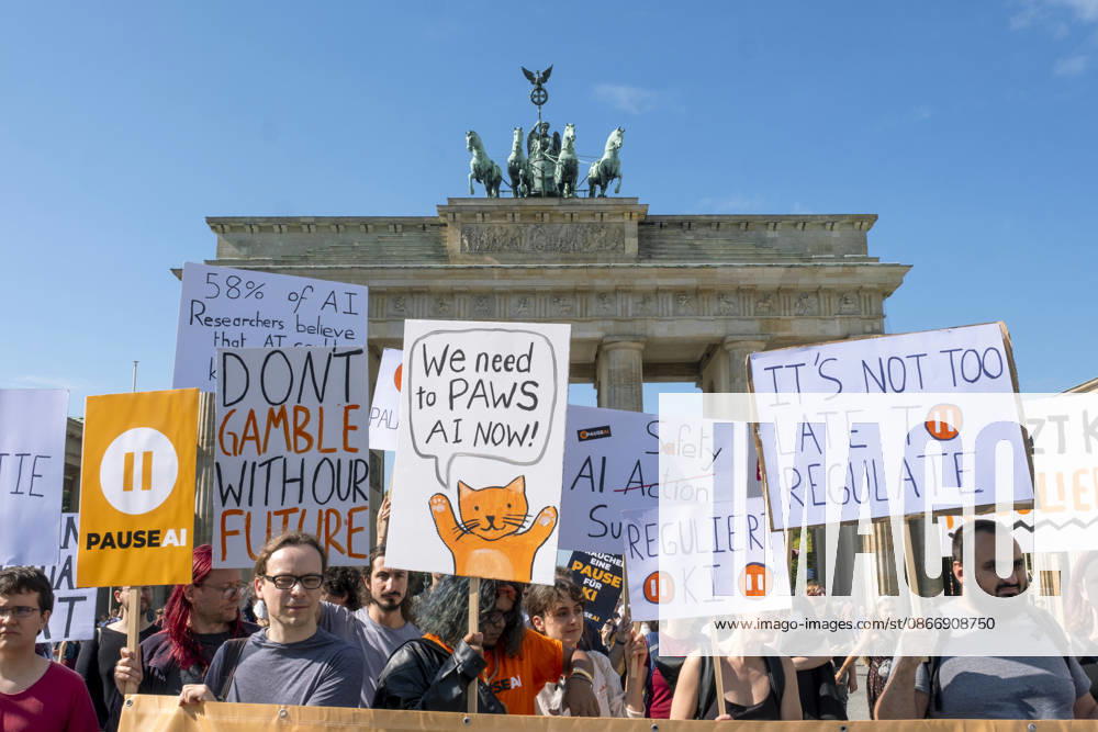 On Tuesday, September 15, 2026, activists held a demonstration in front of the Brandenburg Gate to draw attention to the risks posed by artificial intelligence (AI). The Super AI: No, Thank You