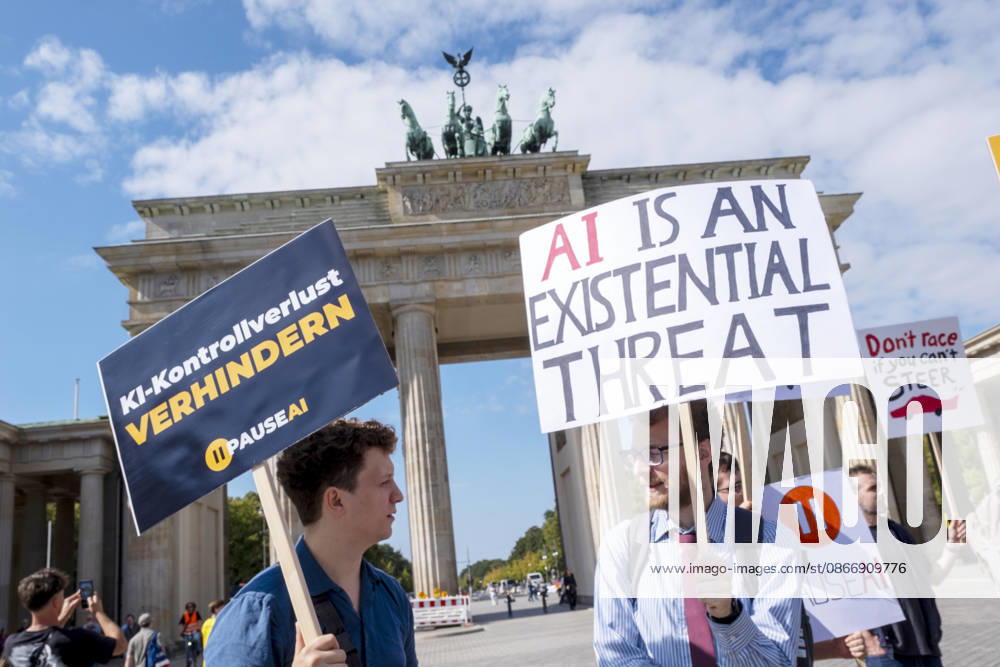 On Tuesday, September 15, 2026, activists held a demonstration in front of the Brandenburg Gate to draw attention to the risks posed by artificial intelligence (AI). The Super AI? No, Thanks ca