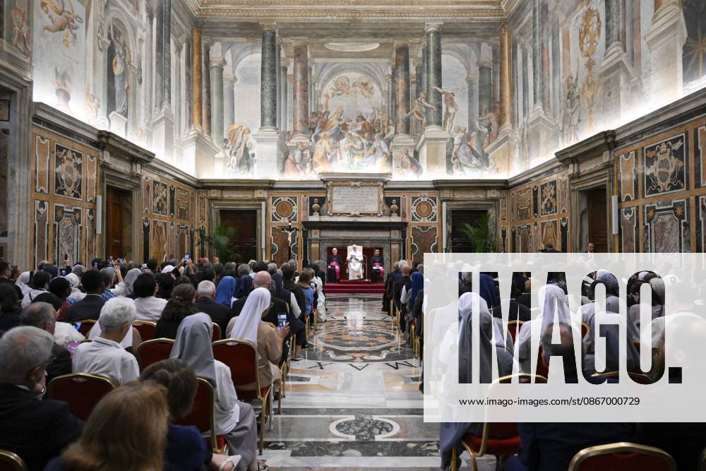 PRIVATE AUDIENCE_PAPA_2026 Italy,Rome, Vatican, 2026 9 16 Pope Leo XIV receives in a private audience participants in the academic conference organized by the Congregation for the Causes of Saints at the Vatican . - NO BOOKS