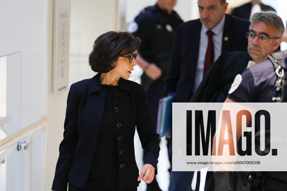 Rachida Dati and Carlos Ghosn Trial - Paris Mayor of the 7th district of Paris and Former French Minister Rachida Dati and his lawyer Antoine Beauquier pictured on the first day of corruption and influence trial in Paris, France on September 16 2026. Rachida Dati is accused of corruption and influence peddling over Ä900,000 she received in consultancy fees from a company linked to Renault-Nissan while serving as an MEP. Photo by Raphaël Lafargue ABACAPRESS.COM Paris France