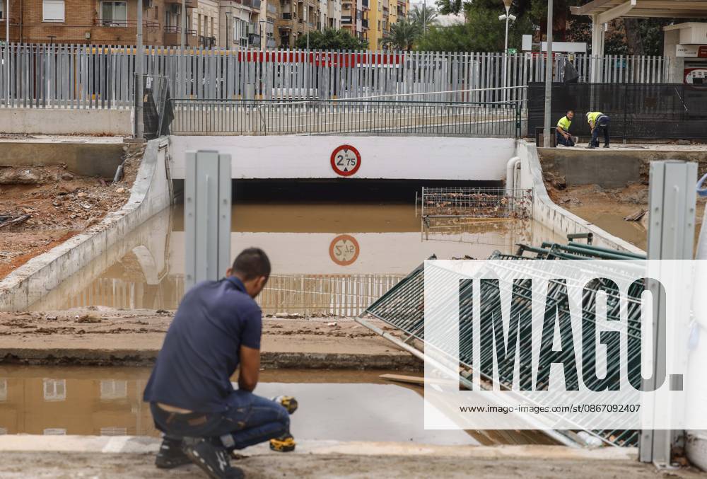 Rainfall totals exceed 100 l m² in Valencia. The Aldaia Tunnel flooded due to last night’s heavy rains, on September 17, 2026, in Valencia, Valencian Community, Spain. The rains that fell on Wednesday afternoon, September 16, hitting much of the province of Valencia with great intensity, were concentrated in the metropolitan area of the capital, Horta Nord and Sud, and other nearby regions such as Camp de Turia, where some municipalities recorded rainfall totals exceeding 100 liters per square meter, accompanied by spectacular downpours, lightning, and winds of 100 kilometers per hour. SEPTEMBER 17, 2026 LONG WEEKEND STORM Valencia, Valencian Community Valencia, Valencian Community, Spain