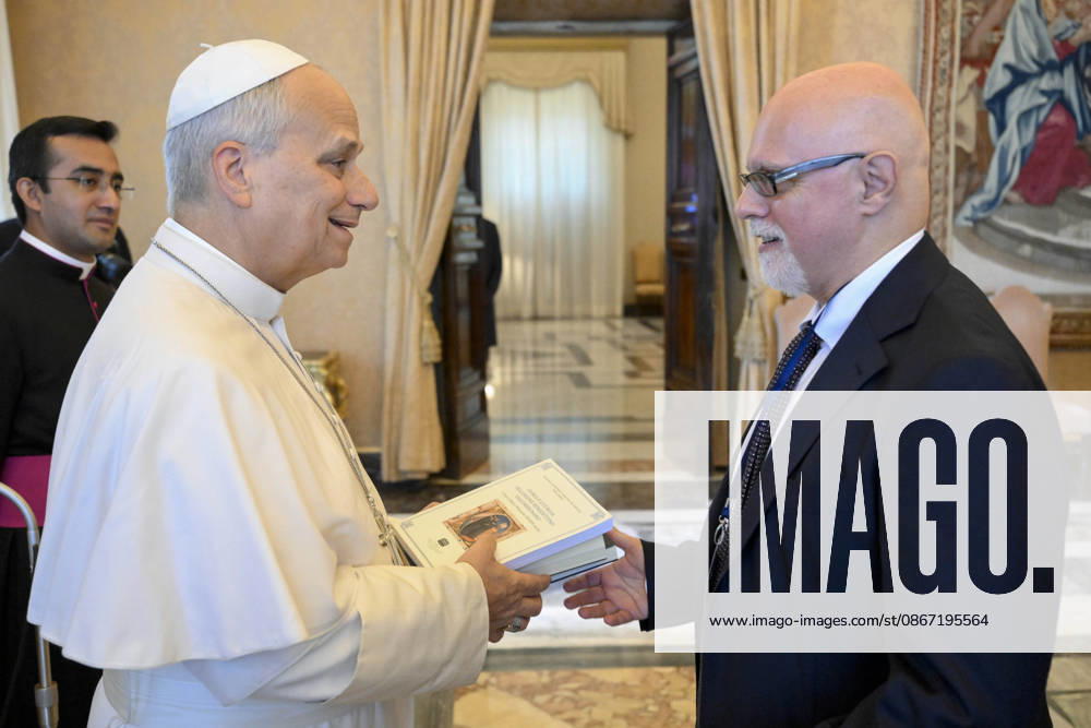POPE LEO XIV PRIVATE AUDIENCE Italy, Rome, Vatican, September 18, 2026 Pope Leo XIV receives the participants in the meeting organized by the Pope Leo XIV International Study Center - NO BOOKS