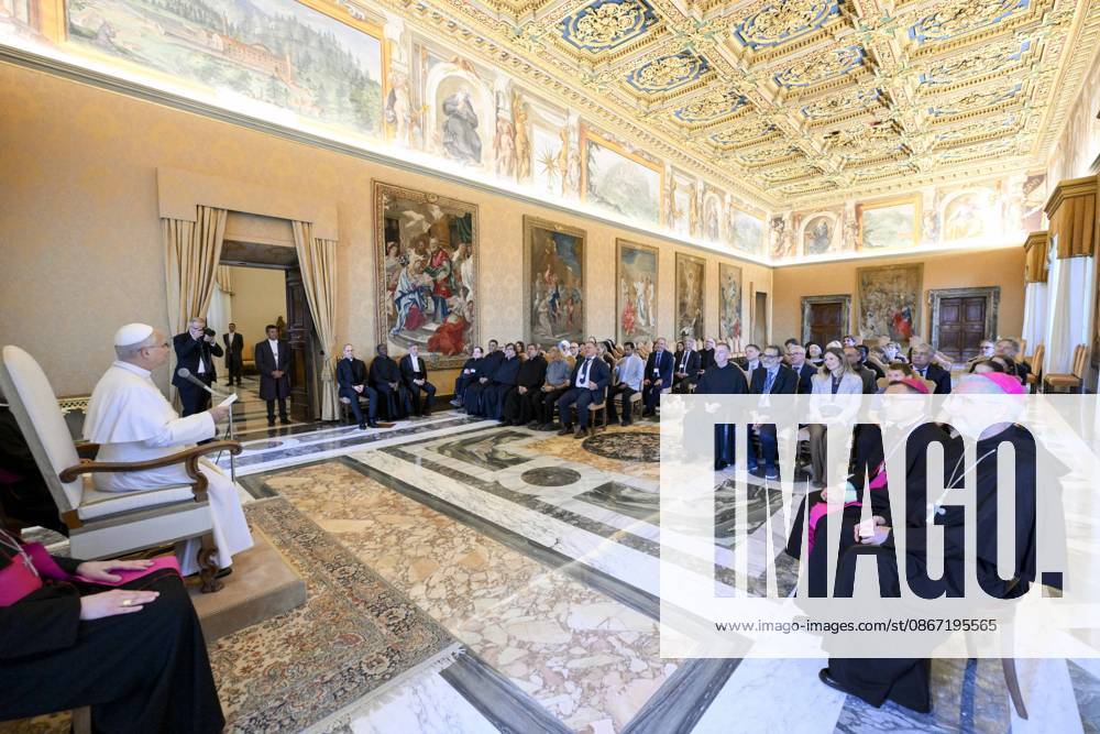 POPE LEO XIV PRIVATE AUDIENCE Italy, Rome, Vatican, September 18, 2026 Pope Leo XIV receives the participants in the meeting organized by the Pope Leo XIV International Study Center - NO BOOKS