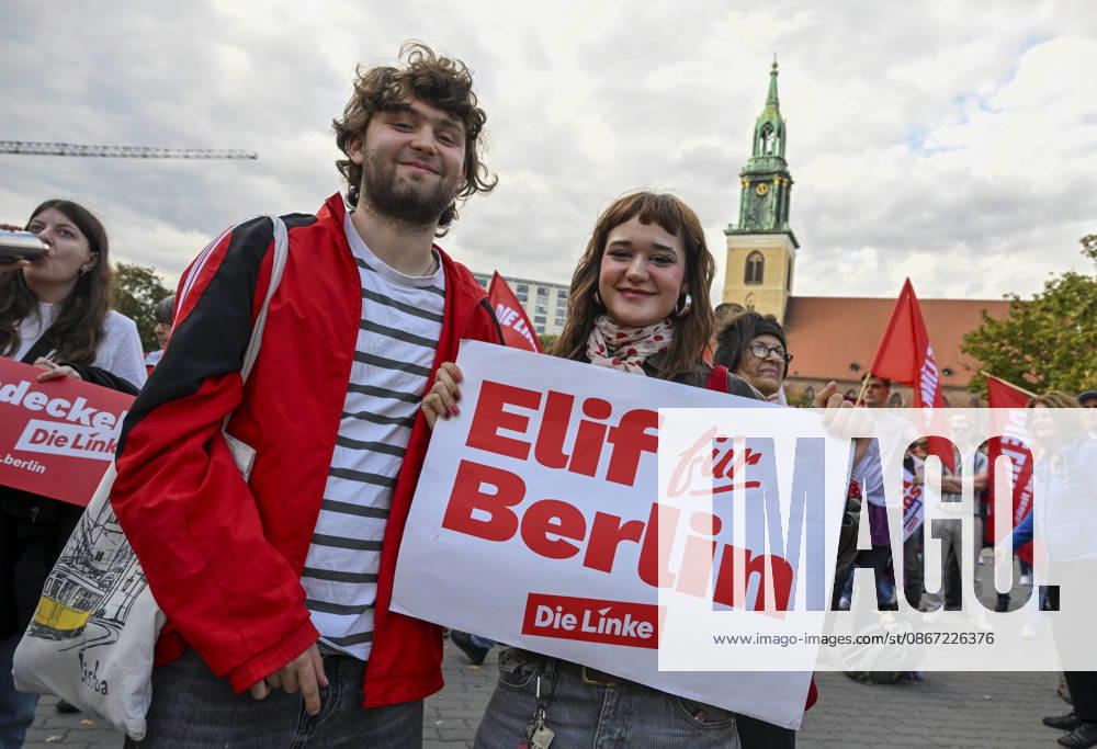 Elif Eralp meets voters ahead of Berlin state elections BERLIN, GERMANY - SEPTEMBER 18: Die Linke s lead candidate for the Berlin state elections, Elif Eralp, meets with voters during an election campaign event held in front of Berlin City Hall (Rotes Rathaus) in Berlin, Germany on September 18, 2026, ahead of the elections scheduled for September 20. Halil Sagirkaya Anadolu Berlin Germany. Editorial use only. Please get in touch for any other usage.