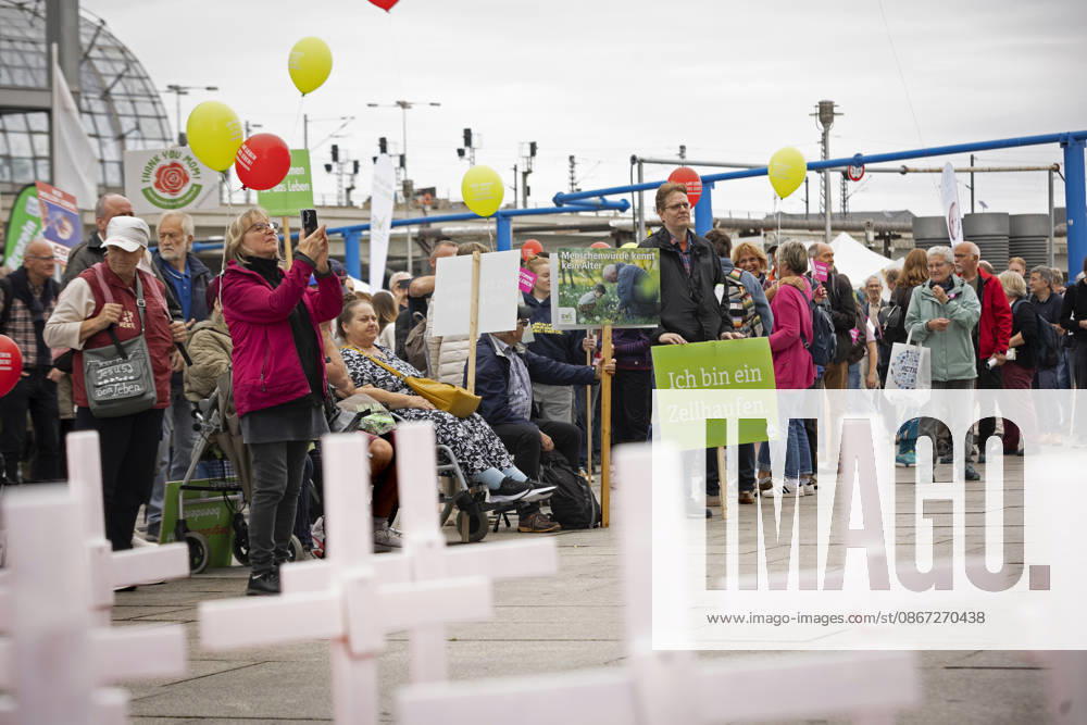On Saturday, September 19, 2026, numerous anti-abortion activists took part in a March for Life in Berlin organized by the Federal Association for the Right to Life. The Federal Association for the Right to Life is demonstrating against abortion and assisted suicide. According to the announcement, Germany’s largest pro-life event