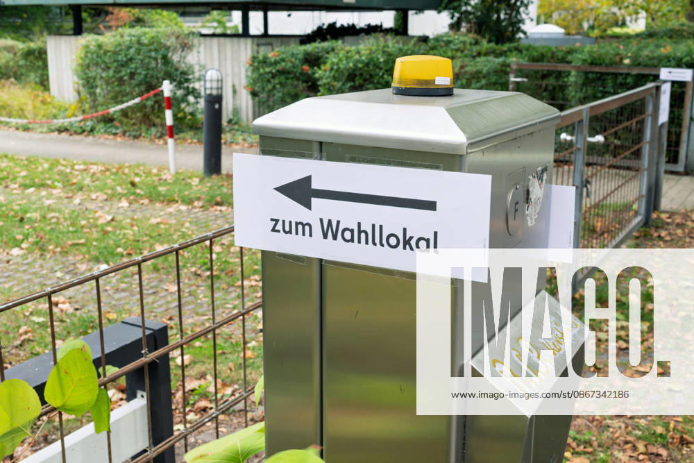 Berlin, September 20, 2026, Today, Sunday, elections will be held for the 20th Berlin House of Representatives and the district councils. Polling places for electoral district 04708, Institute for Dentistry, Oral and Maxillofacial Medicine, constituency 79, Berlin Charlottenburg Wilmersdorf