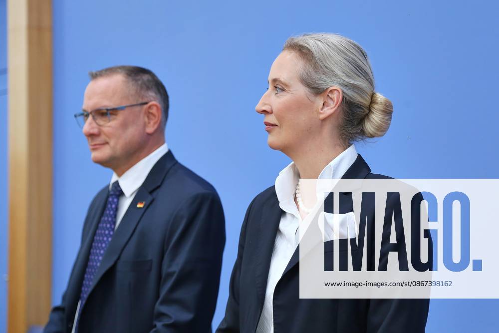 Federal Press Conference: AfD—The Impact of the State Elections in Berlin and Mecklenburg-Western Pomerania on Federal Politics AfD Chairpersons Tino Chrupalla and Alice Weidel