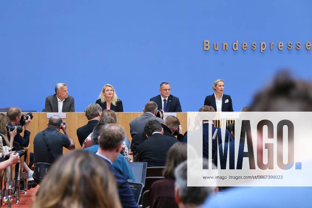 Federal Press Conference: AfD—Impact of the State Elections in Berlin and Mecklenburg-Western Pomerania on Federal Politics Leif Erik Holm, AfD candidate for the office of Minister-President in Mecklenburg-Western Pomerania, Kristin Brinker, AfD lead candidate for Berlin, and AfD chairpersons Tino Chrupalla and Alice Weidel