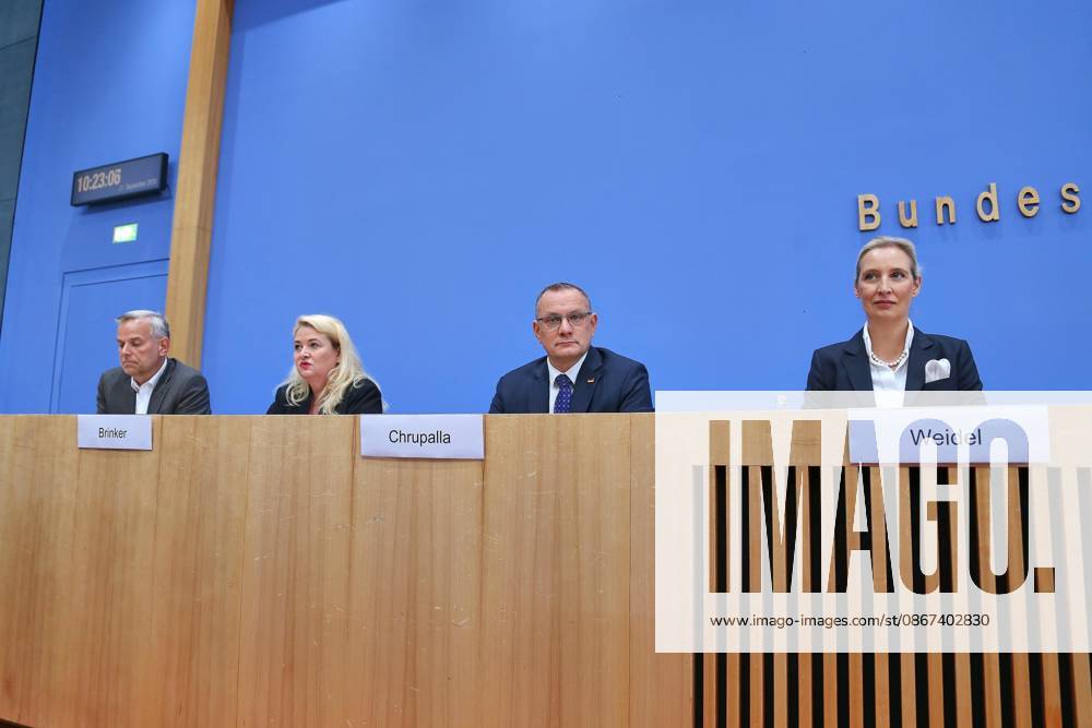 Federal Press Conference: AfD—Impact of the State Elections in Berlin and Mecklenburg-Western Pomerania on Federal Politics Leif Erik Holm, AfD candidate for the office of Minister-President in Mecklenburg-Western Pomerania, Kristin Brinker, AfD lead candidate for Berlin, and AfD chairpersons Tino Chrupalla and Alice Weidel,