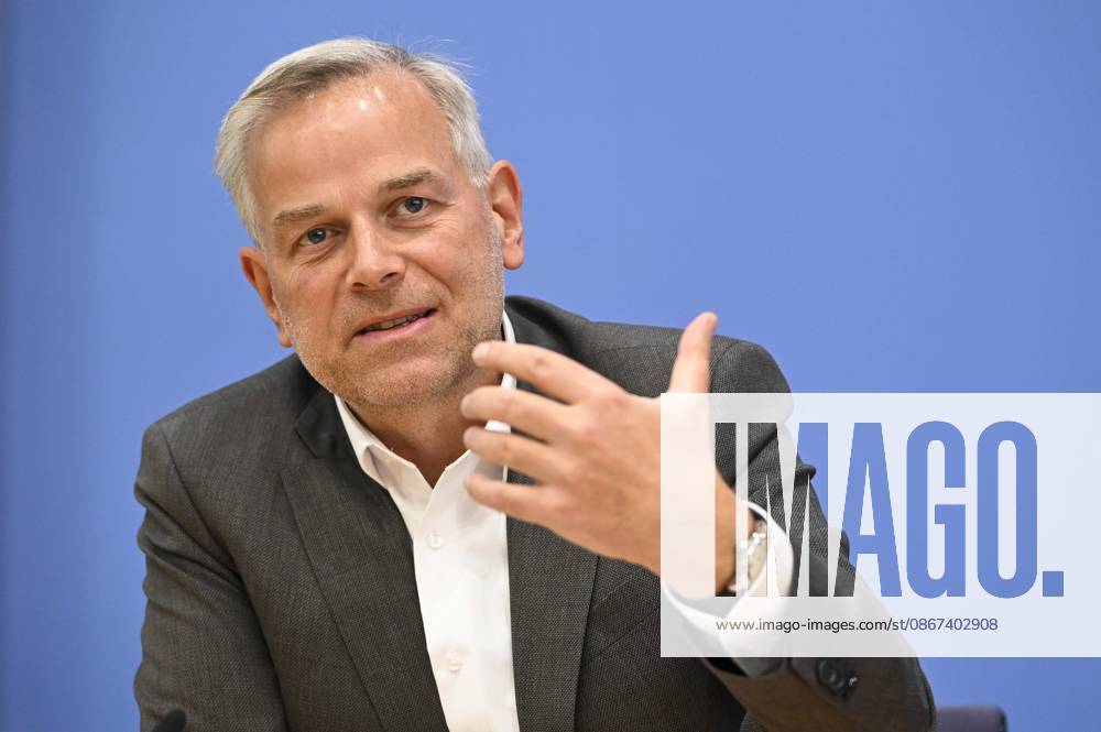 ABB BPK Leif Erik Holm, AfD Mecklenburg-Western Pomerania Lead Candidate Topic: AfD—Impact of the State Elections in Berlin and Mecklenburg-Western Pomerania on Federal Politics Statement at the BPK Federal Press Conference on September 21, 2026, in Berlin, Germany