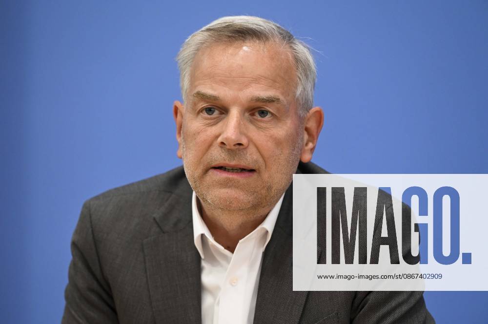 ABB BPK Leif Erik Holm, AfD Mecklenburg-Western Pomerania Lead Candidate Topic: AfD—Impact of the State Elections in Berlin and Mecklenburg-Western Pomerania on Federal Politics Statement at the BPK Federal Press Conference on September 21, 2026, in Berlin, Germany