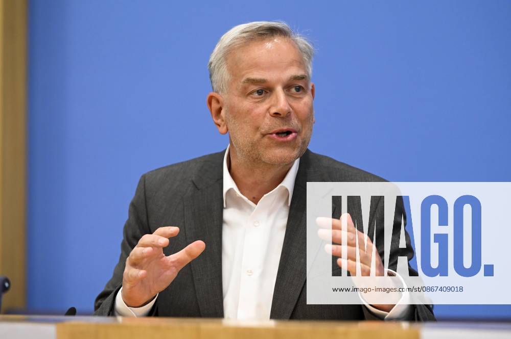ABB BPK Leif Erik Holm, AfD Mecklenburg-Western Pomerania’s lead candidate Topic: AfD—The Impact of the State Elections in Berlin and Mecklenburg-Western Pomerania on Federal Politics Statement at the BPK Federal Press Conference on September 21, 2026, in Berlin, Berlin, Germany
