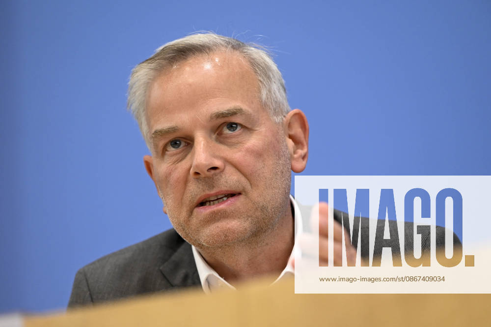 ABB BPK Leif Erik Holm, AfD Mecklenburg-Western Pomerania Lead Candidate Topic: AfD—The Impact of the State Elections in Berlin and Mecklenburg-Western Pomerania on Federal Politics Statement at the BPK Federal Press Conference on September 21, 2026, in Berlin, Berlin, Germany