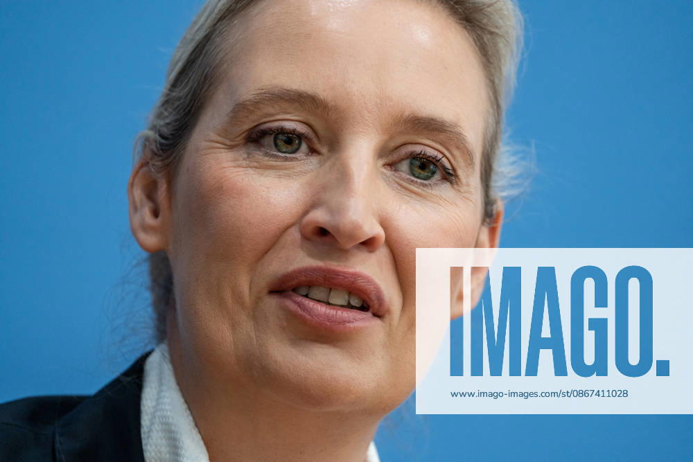 Alice Weidel, Federal Chairwoman of the AfD, during the Federal Press Conference in Berlin—post-election analysis following the state elections in Mecklenburg-Western Pomerania and Berlin, Berlin, Germany, Federal Press Conference Building