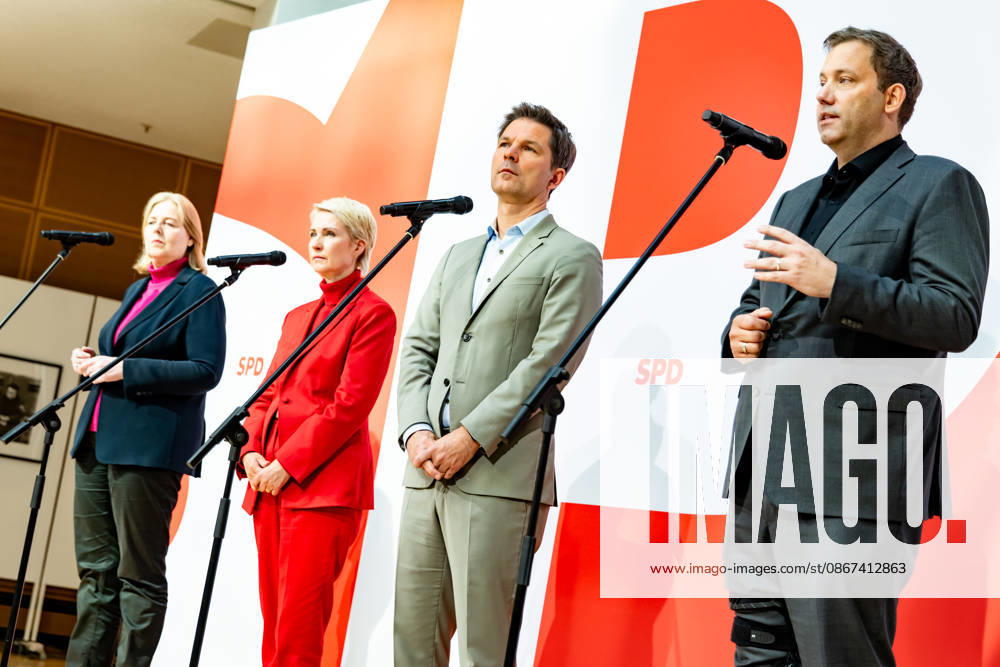 SPD party leaders Bärbel Bas (L) and Lars Klingbeil (R), and SPD top candidates in Mecklenburg-Western Pomerania, Manuela Schwesig (2L), and in Berlin, Steffen Krach (2R), at a press conference at the Willy Brandt House in Berlin on September 21, 2026 Reactions to the state elections in Mecklenburg-Western Pomerania and Berlin