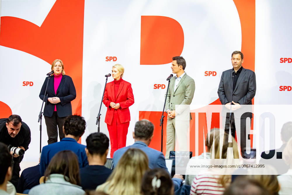 SPD party leaders Bärbel Bas (L) and Lars Klingbeil (R), and the SPD’s top candidates in Mecklenburg-Western Pomerania, Manuela Schwesig (2L), and in Berlin, Steffen Krach (2R), at a press conference at the Willy Brandt House in Berlin on September 21, 2026 Reactions to the state elections in Mecklenburg-Western Pomerania and Berlin