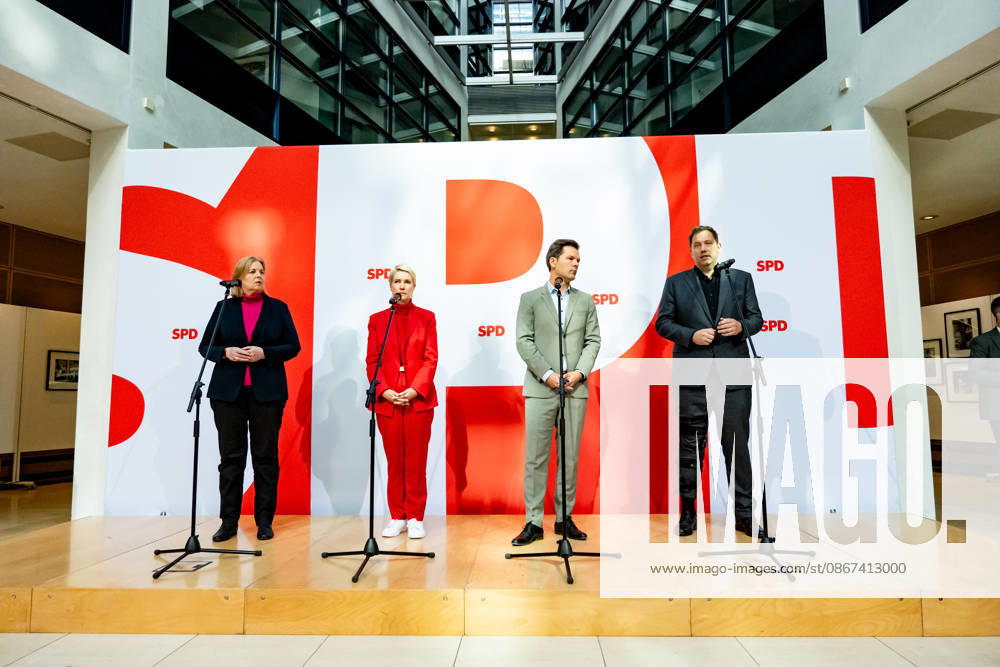 SPD party leaders Bärbel Bas (L) and Lars Klingbeil (R), and SPD lead candidates Manuela Schwesig (2L) in Mecklenburg-Western Pomerania and Steffen Krach (2R) in Berlin at a press conference at the Willy Brandt House in Berlin on September 21, 2026 Reactions to the state elections in Mecklenburg-Western Pomerania and Berlin