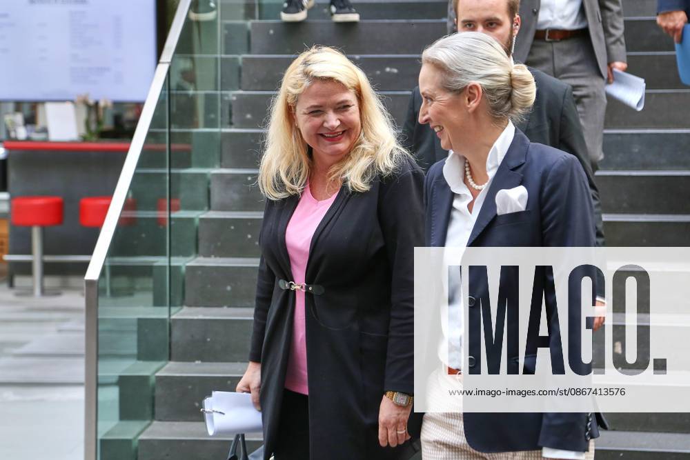 Federal Press Conference: AfD—The Impact of the State Elections in Berlin and Mecklenburg-Western Pomerania on Federal Politics Kristin Brinker, AfD’s top candidate for Berlin, and AfD Chairwoman Alice Weidel