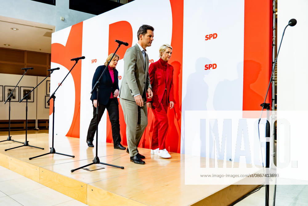 SPD Party Chair Bärbel Bas (L) and the SPD’s top candidates in Mecklenburg-Western Pomerania, Manuela Schwesig (R), and in Berlin, Steffen Krach (C), leave a press conference at the Willy Brandt House in Berlin on September 21, 2026. Reactions to the state elections in Mecklenburg-Westernlenburg-Vorpommern and Berlin