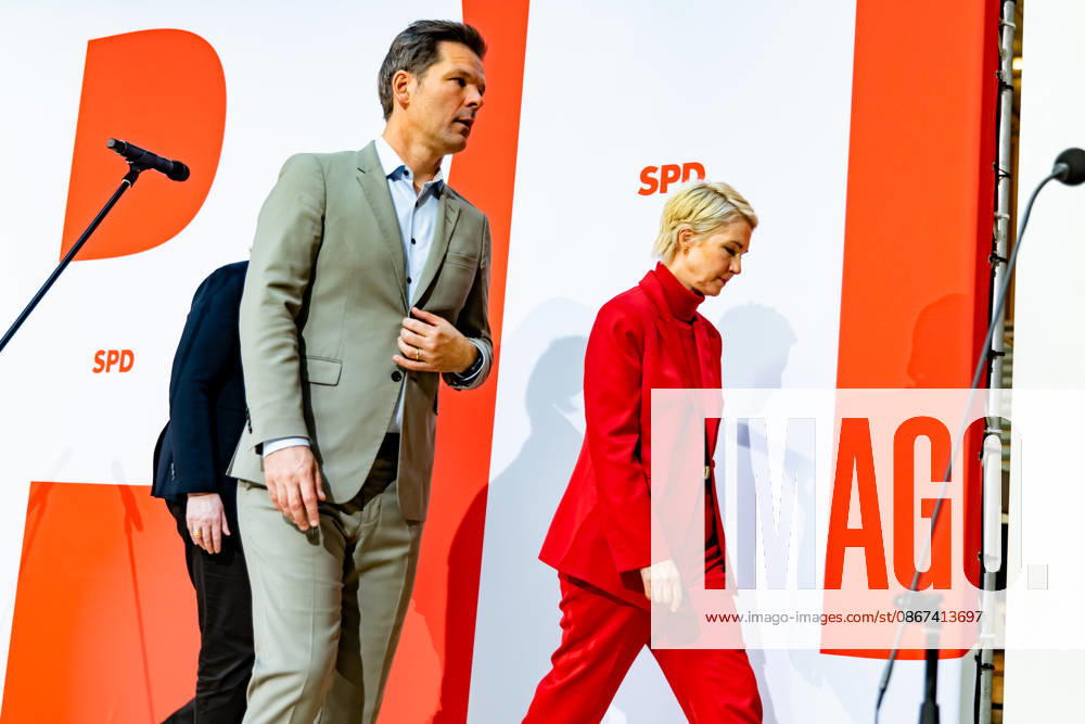 SPD Party Chair Bärbel Bas (L) and the SPD’s top candidates in Mecklenburg-Western Pomerania, Manuela Schwesig (R), and in Berlin, Steffen Krach (C), leave a press conference at the Willy Brandt House in Berlin on September 21, 2026. Reactions to the state elections in Mecklenburg-Westernlenburg-Vorpommern and Berlin