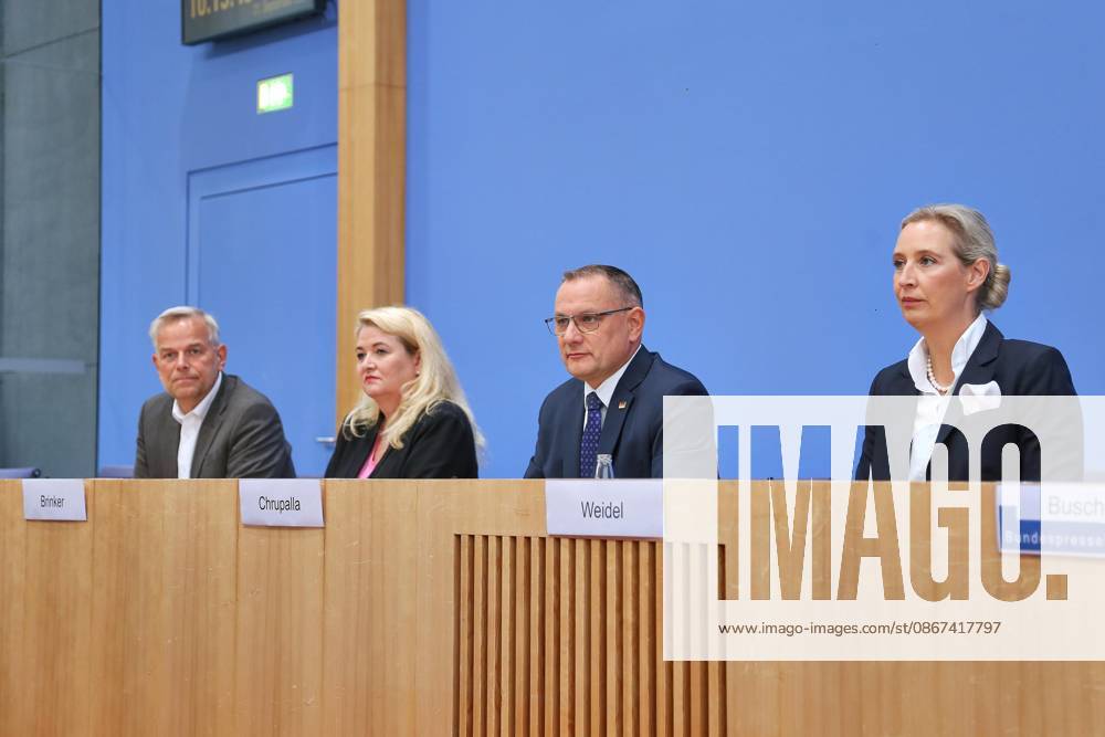 Federal Press Conference: AfD—Impact of the State Elections in Berlin and Mecklenburg-Western Pomerania on Federal Politics Leif Erik Holm, AfD candidate for the office of Minister-President in Mecklenburg-Western Pomerania, Kristin Brinker, AfD lead candidate for Berlin, and AfD chairpersons Tino Chrupalla and Alice Weidel
