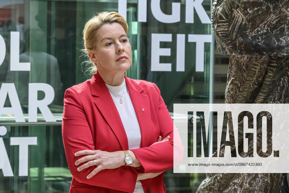 In the photo, from left: Franziska Giffey of the Berlin SPD, looking on, GER, Berlin, SPD press conference following the elections in Berlin and Mecklenburg-Western Pomerania (MV), in the atrium of the Willy Brandt House, Wilhelmstraße 141, 10963 Berlin, September 21, 2026,