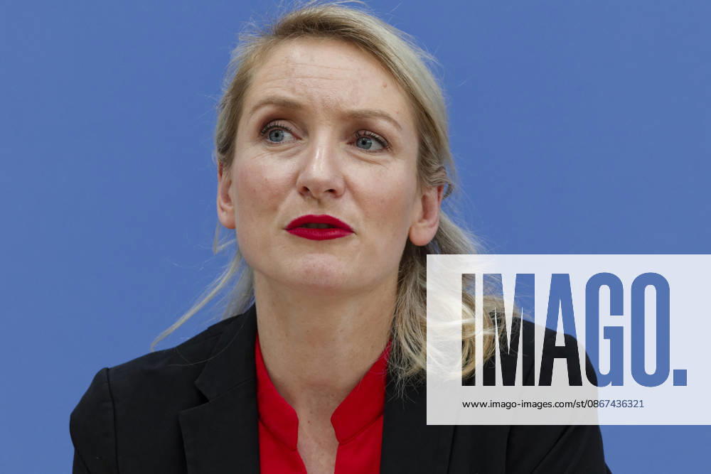 AfD Post-Election Analysis: Mecklenburg-Western Pomerania and Berlin, September 21, 2026, Germany, Berlin, Federal Press Conference: Analysis of the state election in Mecklenburg-Western Pomerania and the election to the Berlin House of Representatives by the party Die Linke. Pictured: Ines Schwerdtner, chairwoman of the party Die Linke