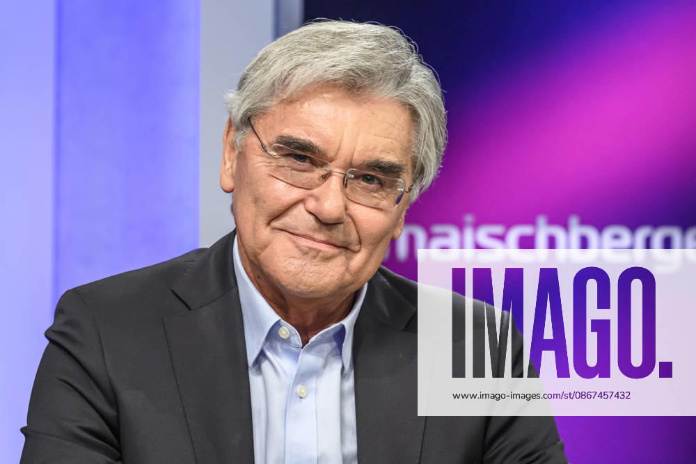 Pictured, from left: Joe Kaeser of Siemens Energy, Germany, Berlin, studio, appearing on Maischberger, a political talk show, TV program, with host Sandra Maischberger, Das Erste, filmed at Studio 20 in Adlershof on September 21, 2026,