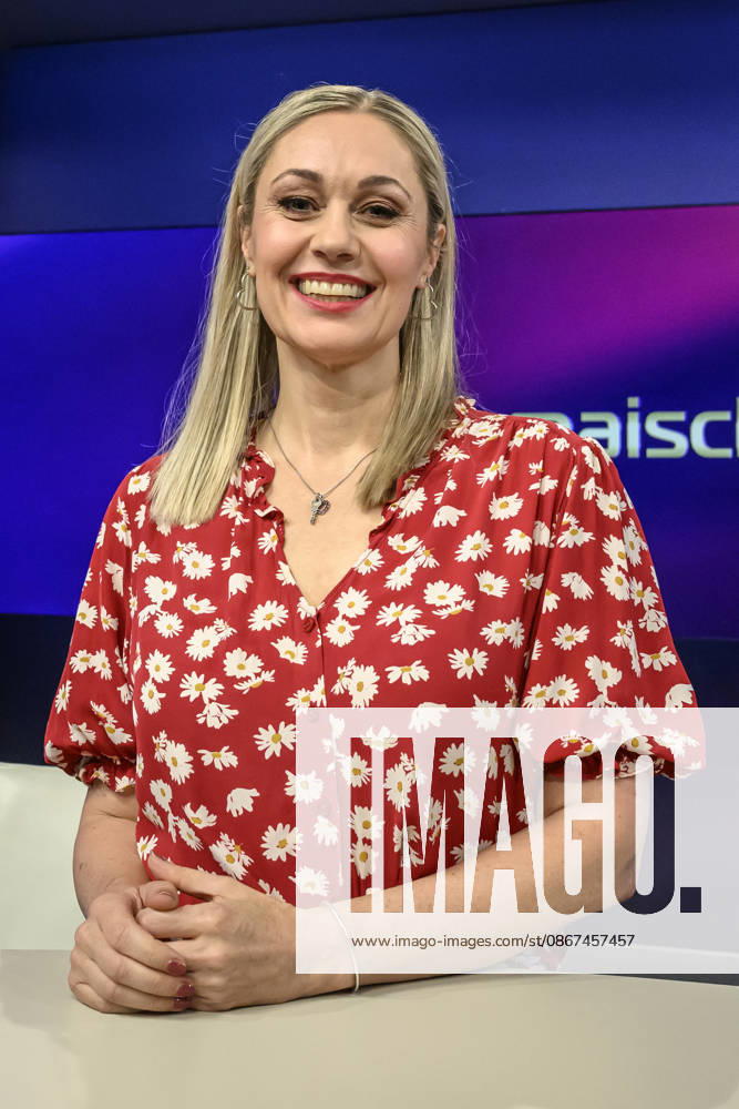 Pictured, from left: Ruth Moschner, host, Germany, Berlin, studio, guest on Maischberger, political talk show, TV, program, with host Sandra Maischberger, Das Erste, from Studio 20 in Adlershof, September 21, 2026,
