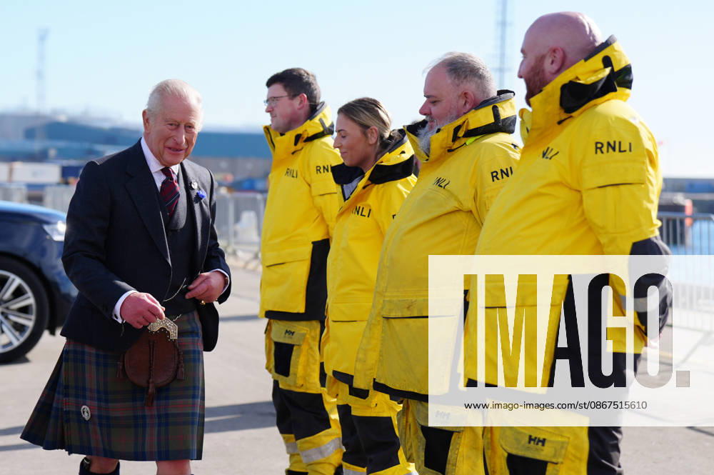 King Charles III visit to Peterhead King Charles III (left) during a visit to Peterhead Port, Aberdeenshire, to meet organisations involved in the area s local energy ecosystem, which is helping to drive the UK s transition to clean and renewable energy. Picture date: Tuesday September 22, 2026., Credit:Jane Barlow PA ROTA - B68 Avalon UK, Peterhead