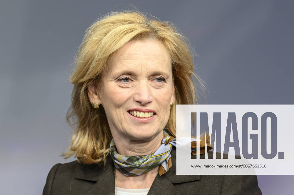 Pictured, from left: Karin Prien, CDU Federal Minister of Education, Germany, Berlin, studio, guest on Maischberger, political talk show, TV program, with host Sandra Maischberger, Das Erste, from Studio 20 in Adlershof, September 22, 2026,