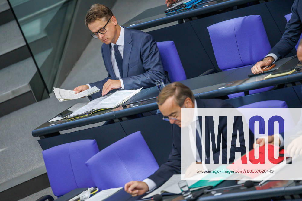 Bundestag: Boris Pistorius (SPD), Federal Minister of Defense, and Dr. Carsten Linnemann, Federal Minister of Health, at the German Bundestag on September 23, 2026, in Berlin, Berlin, Berlin, Germany, Bundestag