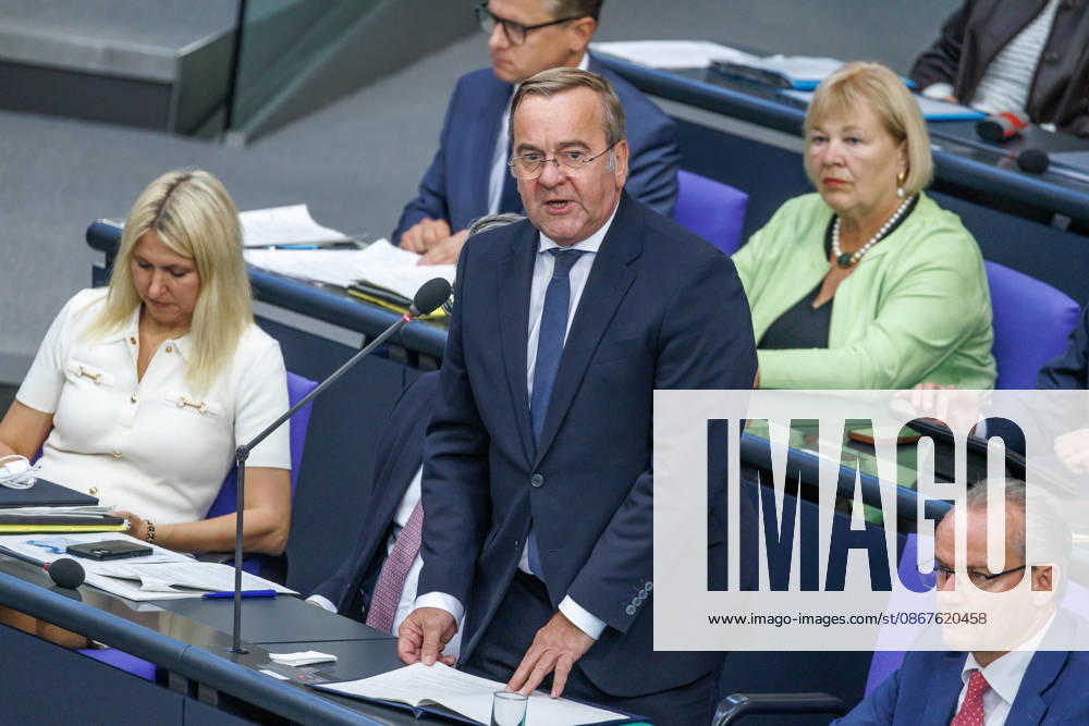 Bundestag: Boris Pistorius (SPD), Federal Minister of Defense, at the German Bundestag on September 23, 2026, in Berlin, Berlin, Germany, Bundestag