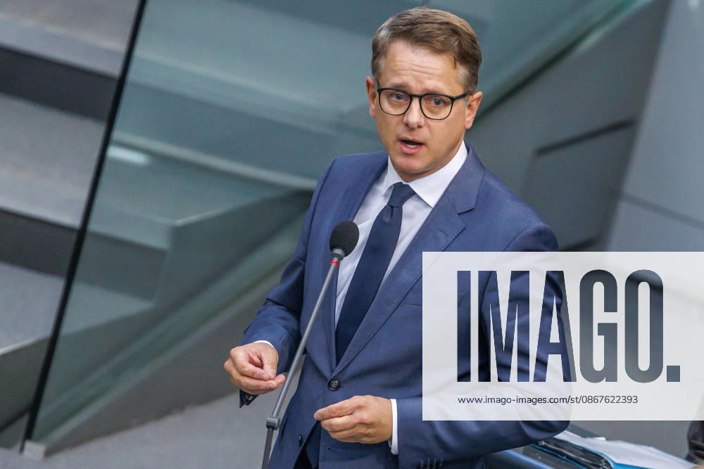 Bundestag Dr. Carsten Linnemann, Federal Minister of Health, at the German Bundestag on September 23, 2026, in Berlin, Berlin, Germany, Bundestag