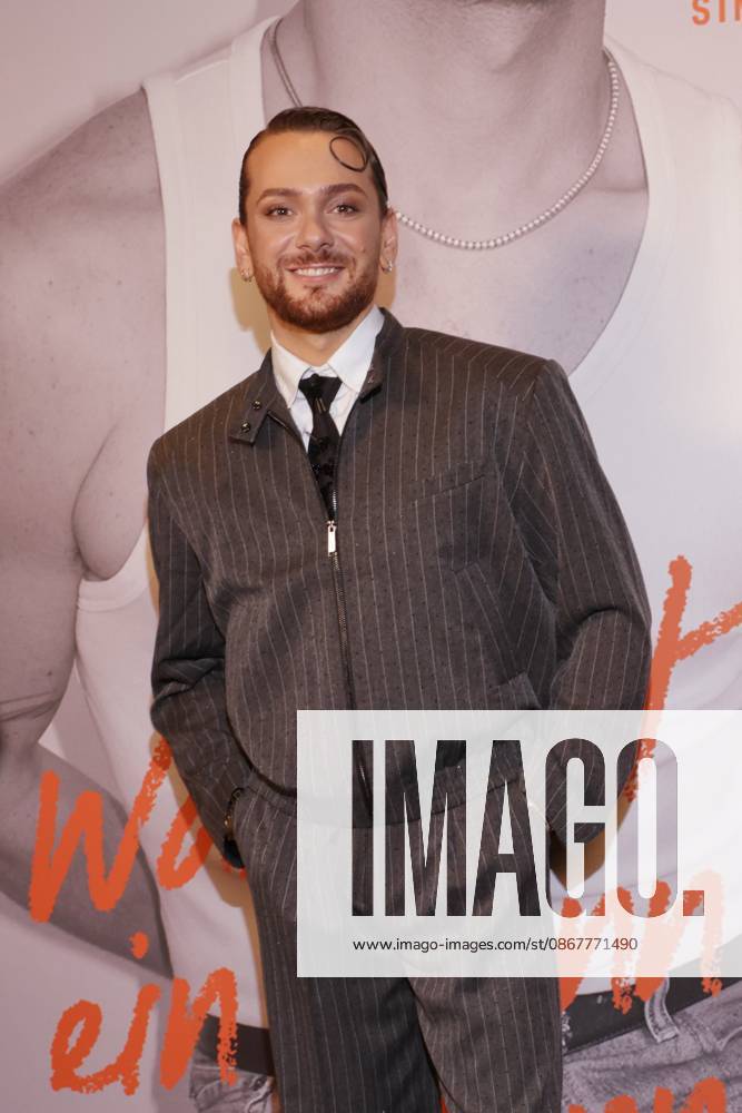 Riccardo Simonetti Book Launch Riccardo Simonetti Riccardo Simonetti presents his fifth book, When Is a Man a Man? , at The Ritz-Carlton, Berlin, on September 24, 2026